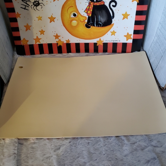 Laurie Korsgaden Halloween Vinyl Placemats Set of 4 - Picture 5 of 6